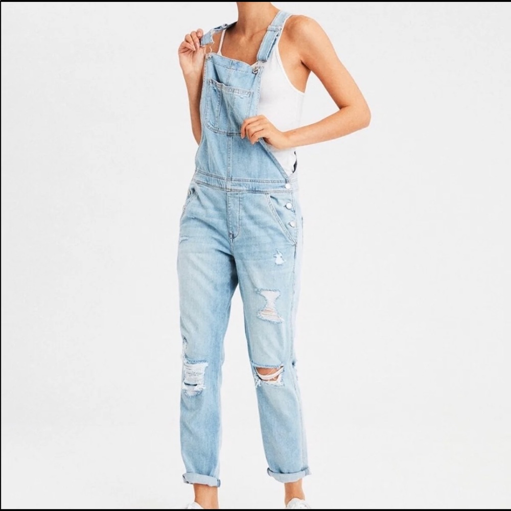 American Eagle Tomgirl Destroyed Overall XSMALL